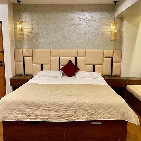 Ocean'S Edge Appartement Visakhapatnam Buitenkant foto