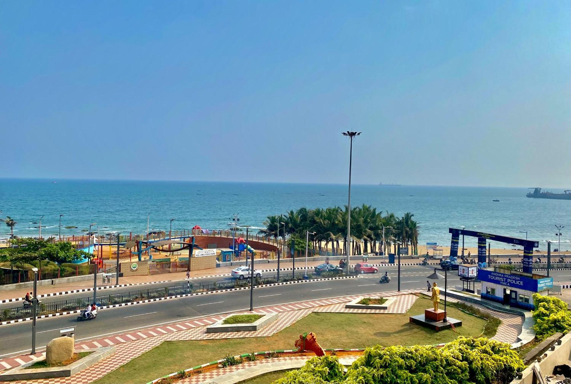 Ocean'S Edge Appartement Visakhapatnam Buitenkant foto