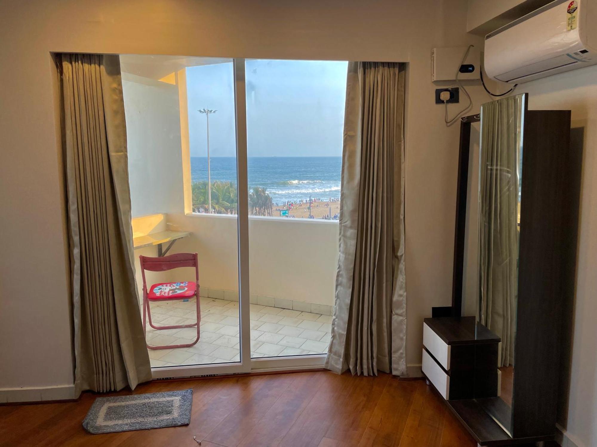 Ocean'S Edge Appartement Visakhapatnam Buitenkant foto