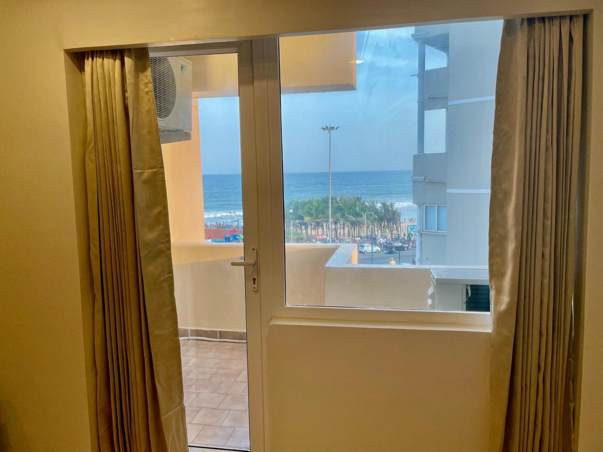 Ocean'S Edge Appartement Visakhapatnam Buitenkant foto
