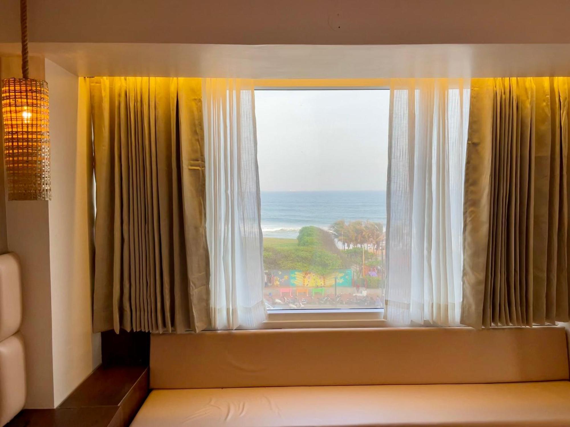 Ocean'S Edge Appartement Visakhapatnam Buitenkant foto